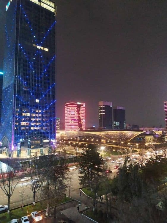 Продаётся квартира Дружба Народов — 3