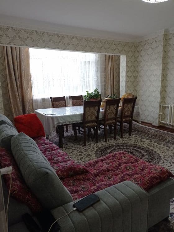 Продаю 4/2/4 Юнусабад 3. За базаром сразу. Цена: 123000 уе — 2