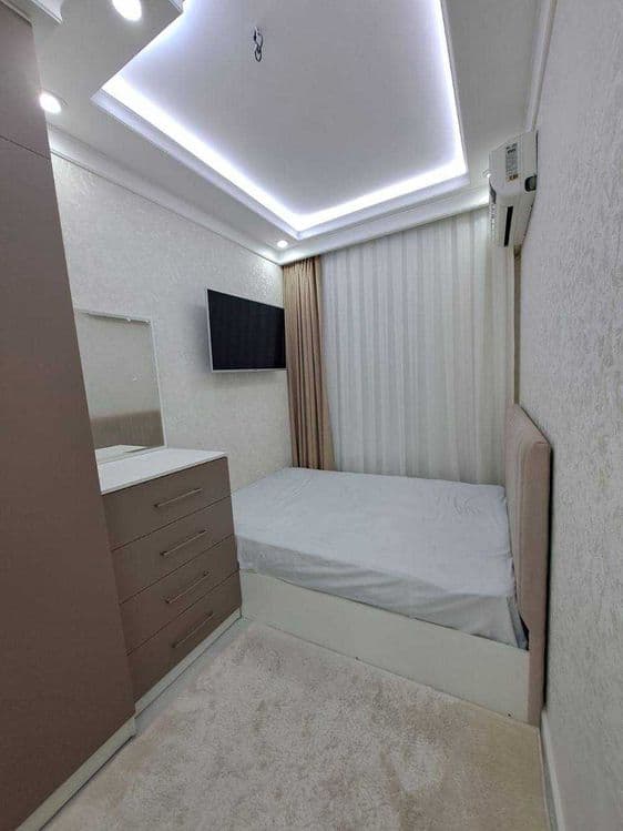 СРОЧНО Shayhontohur Ц-15 3-этаж 3ком 72кв 125 000 у.е. — 5