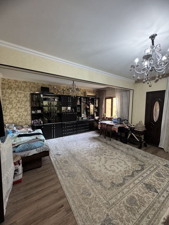 Продаётся квартира — 2