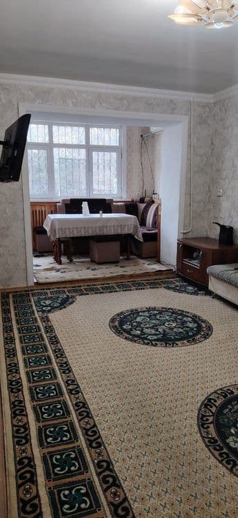 Продам срочно квартиру 4/2/5 Максим Горький БИЙ У — 1