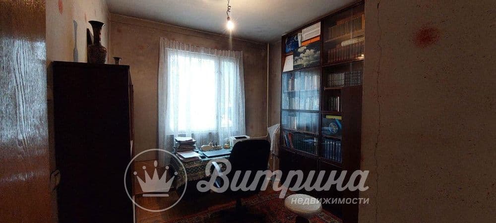 4-Комнатная вдоль дороги, Корзинка Аэропорт — 3