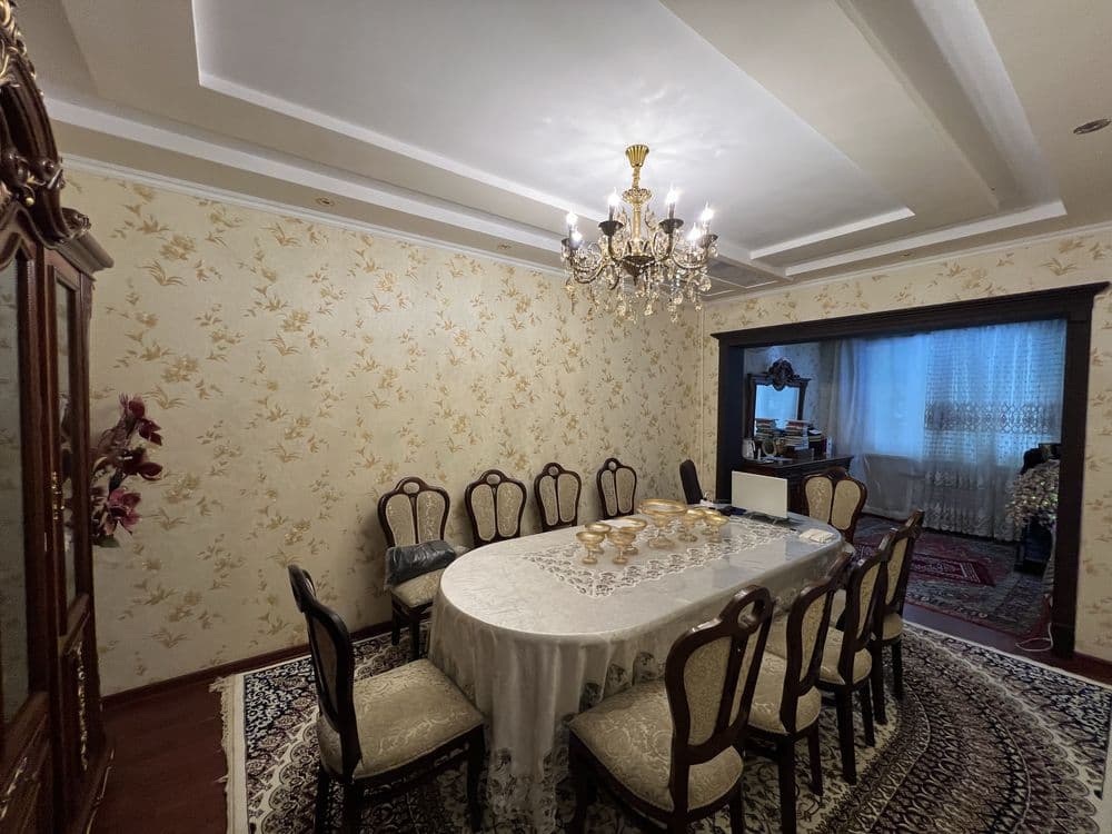 Продам свою 4х комнатную + большой холл квартиру — 4