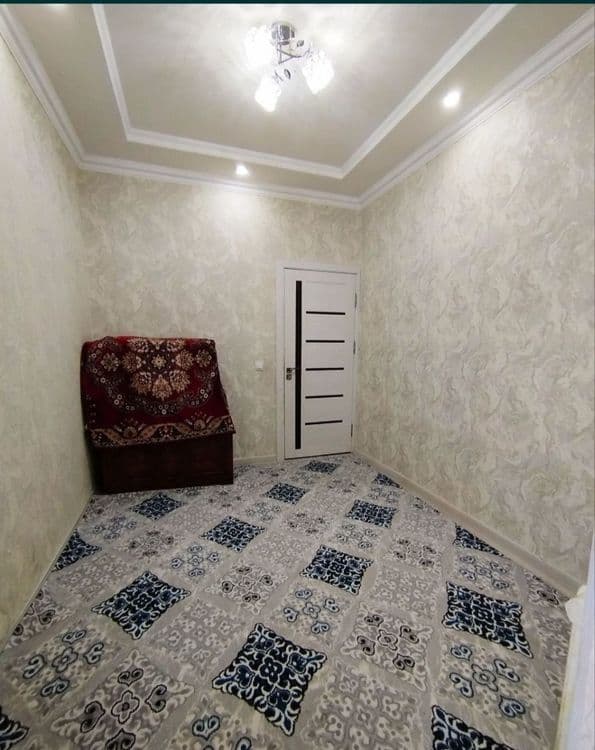 Продаётся 4 комнатная на первом этаже Юнусабад 15 квл — 5