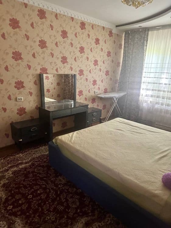 Yunusobod markazida 3 xonali kvartira sotiladi — 4
