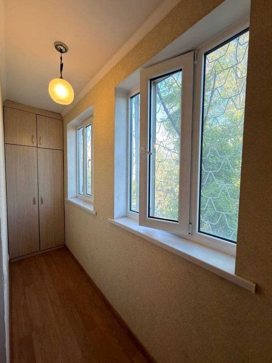 ПРОДАЕТСЯ 2/3/4 на: Цум Ор.р: Кафе бон 60м2 — 3