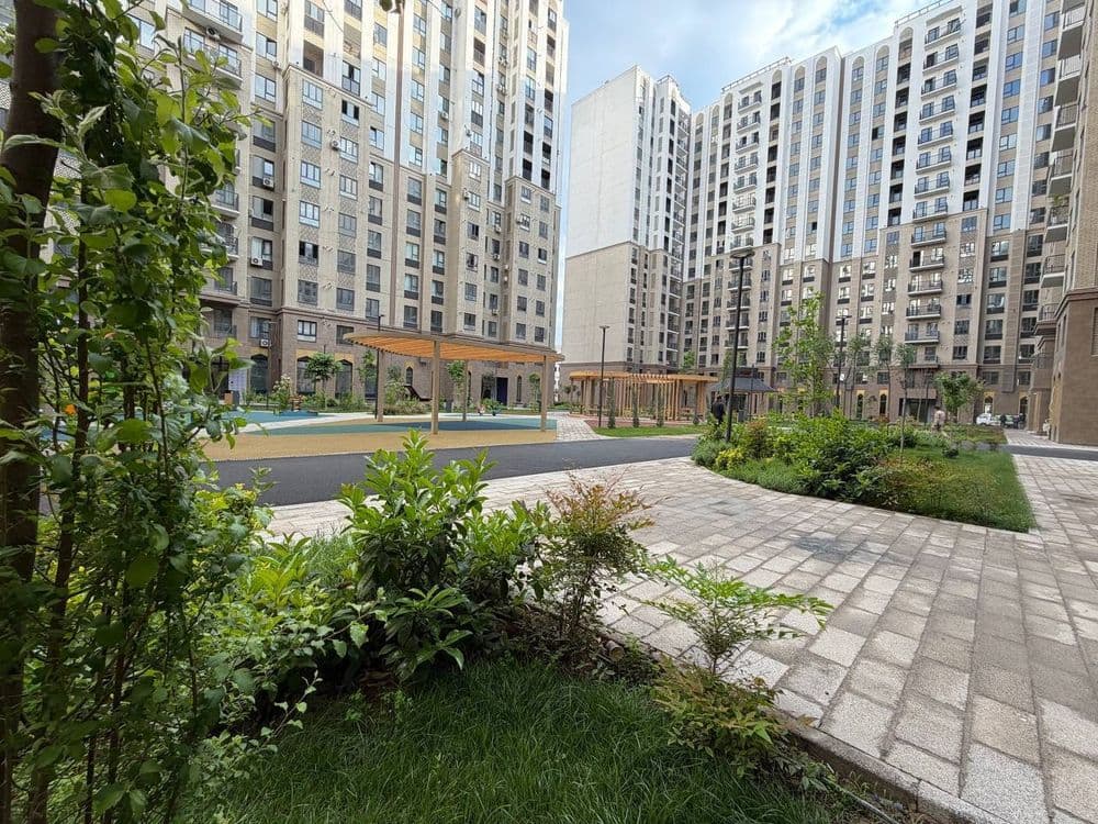 Продаётся стильная 2-комнатная квартира в ЖК Oz Makon — 1