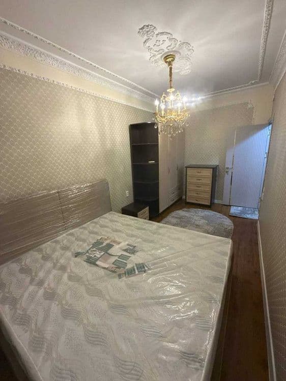 Метро Ойбек ор-р Точка Вкуса центр новая 3х ком с ремонтом — 3