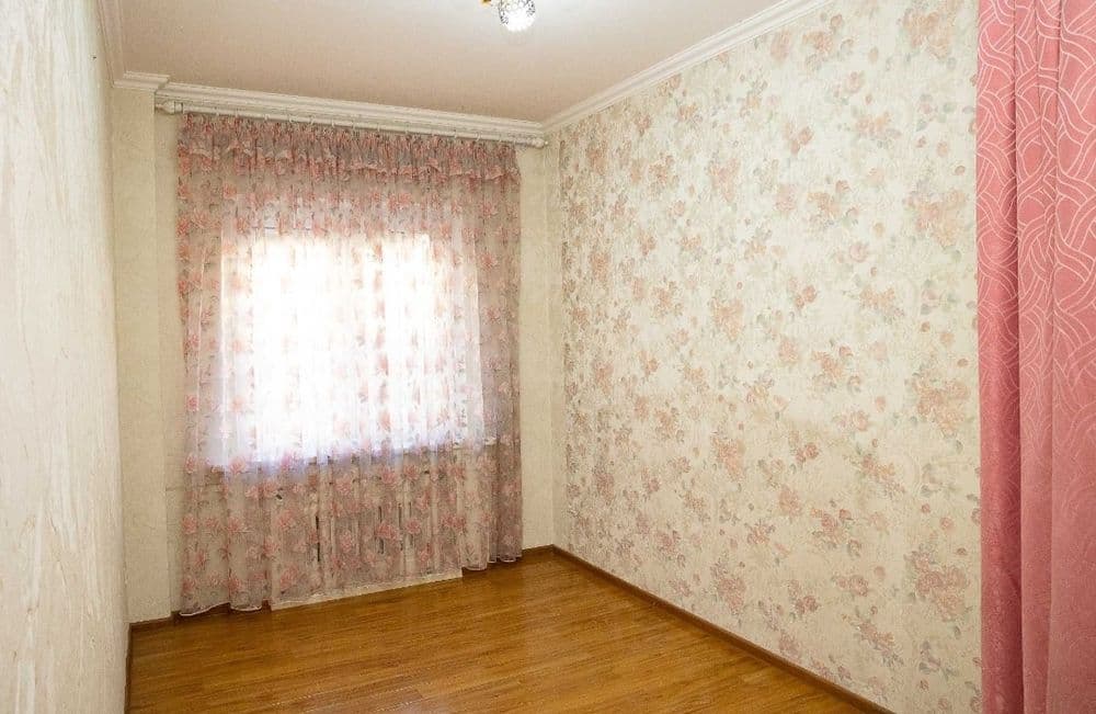 Продаётся 5/2/5 Юнусабад 15, не далеко от метро — 5