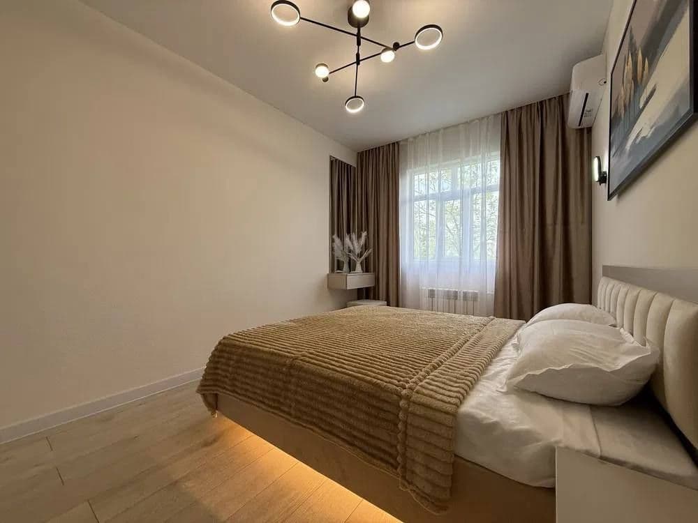 Кунаева. Евро 2в3 комн квартира. 65м2 ор ГОСТ. Россия — 3