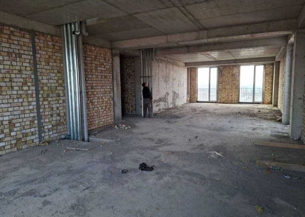 ЖК "Amir Temur" Remontsiz 130 m² 7-etaj 12- etajli bino SROCHNO — 5