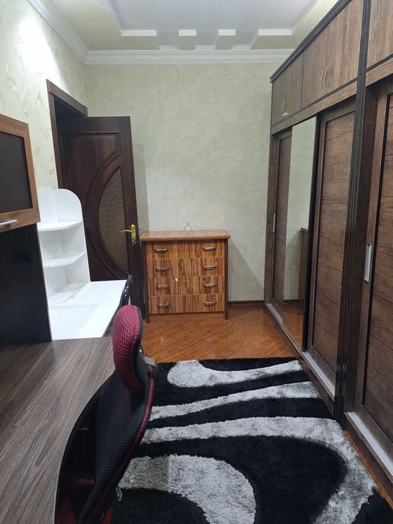 Собственник. Продам свою квартиру в центре. Метро Космонавты, МВД. — 5