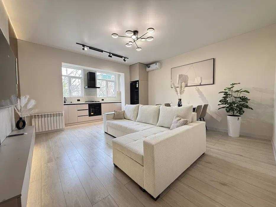 2в3/5/9 квартира на Яккасарай Ор Grand Mir Hotel/гостиница Россия — 1