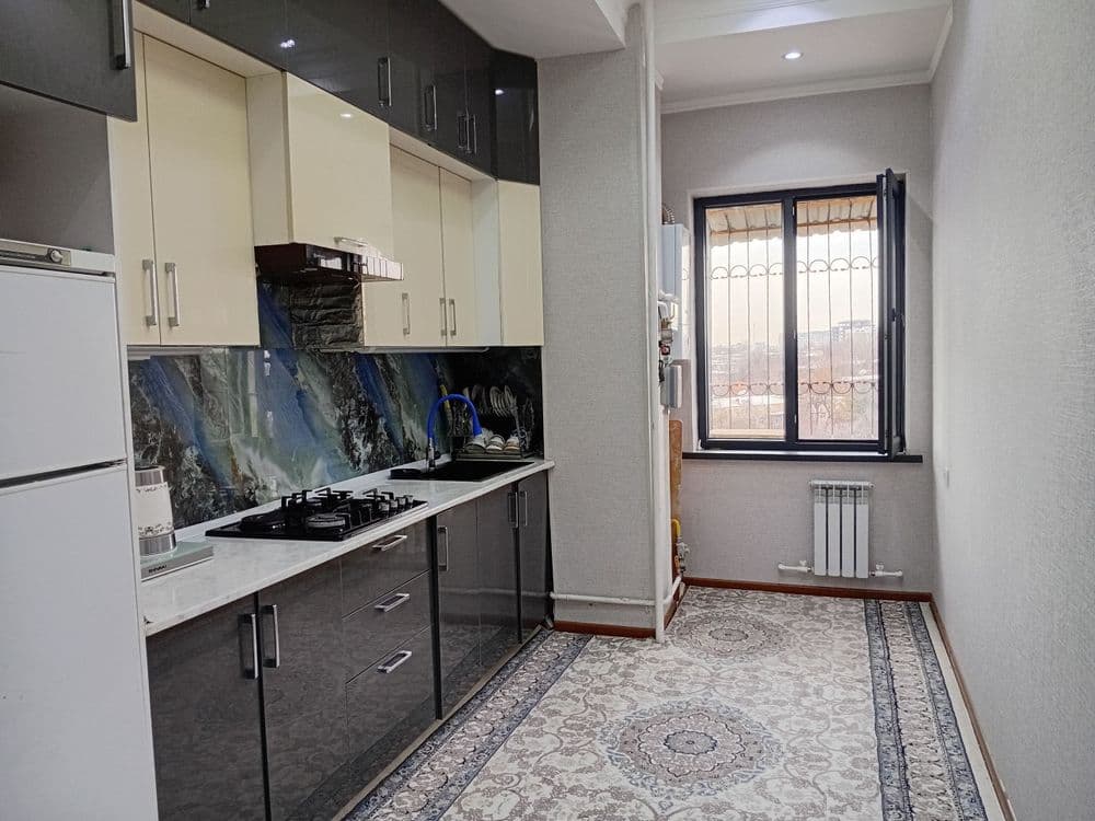 Toshkent shahar Uchtepa tumani 24kvartalda 4xonali uy sotiladi — 2