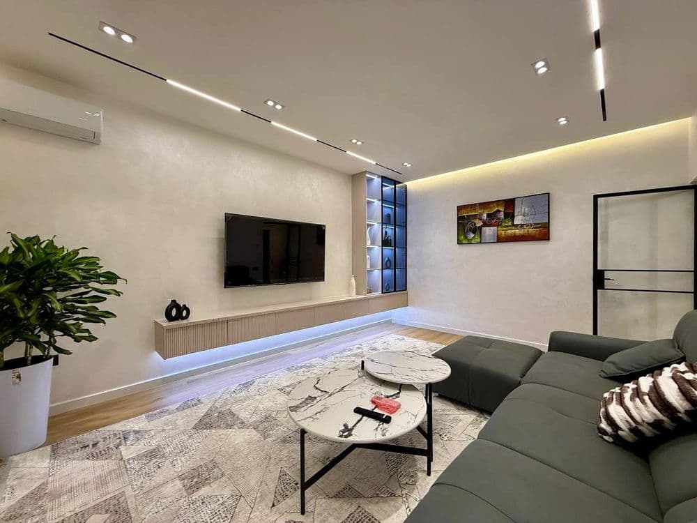 Ц 2 Алайский 3/3/4 80м² Евро укомплектована — 1