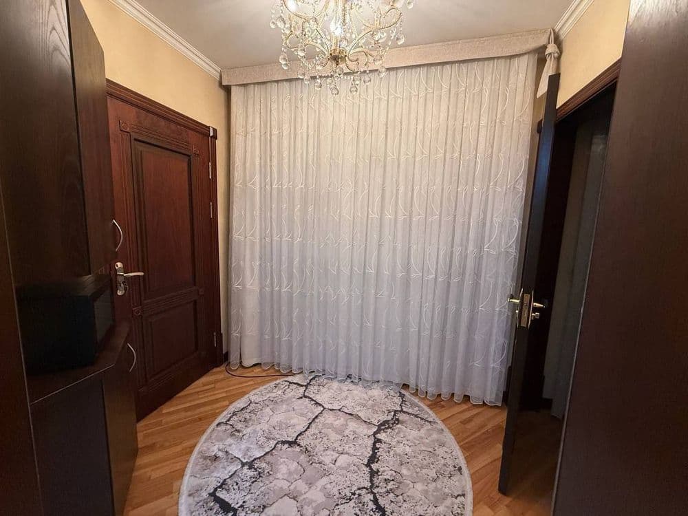 Продаётся 3/3/4 квартира, массив Госпитальный, Мирабадский р-н — 1