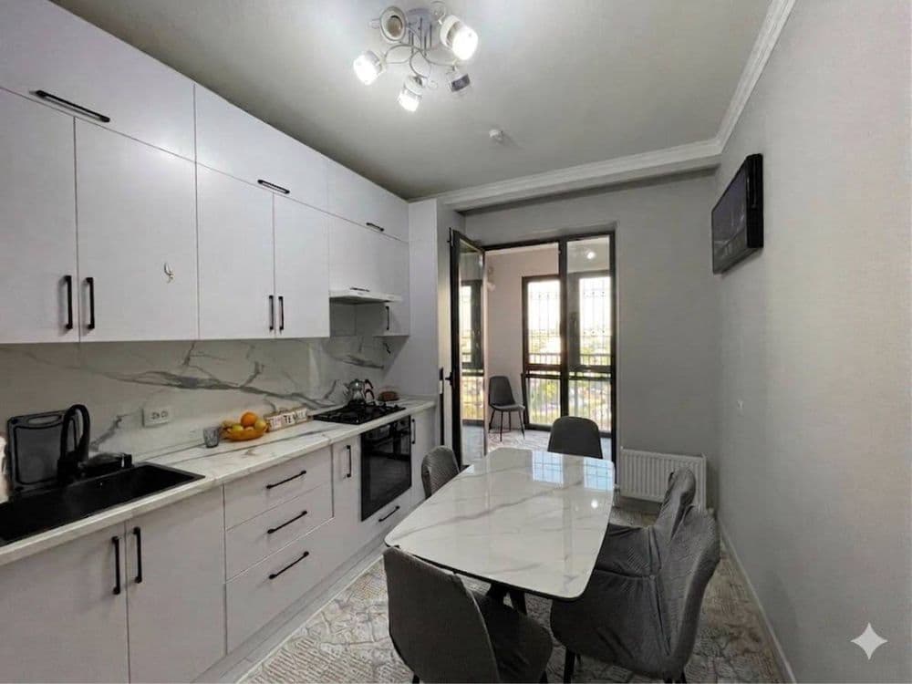 Продается 3х комнатная квартира,Жк Уз Макон,ор-р Узбум,75м2 — 2