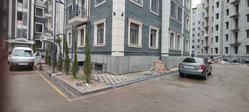 Продается квартира Ибн Сина 184 м2. Квартира сотилади Ибн Синода 184м2 — 1
