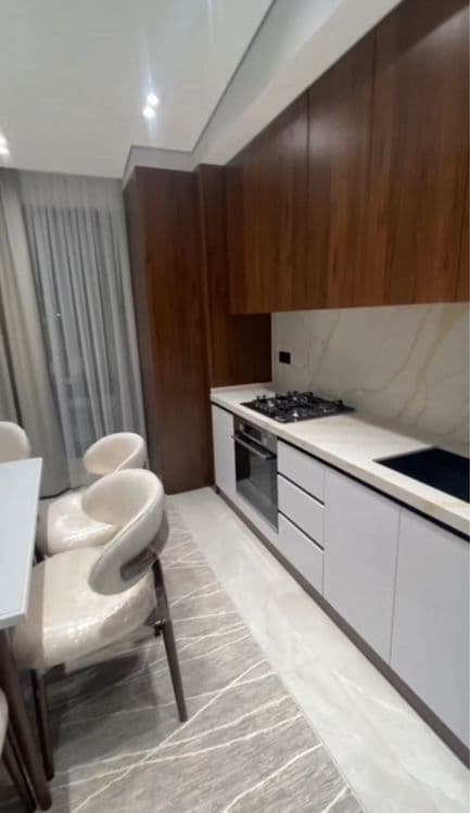 Срочно!Продаётся 3х комнатная квартира,102кв.м,ремонт,Шота Руставели. — 1