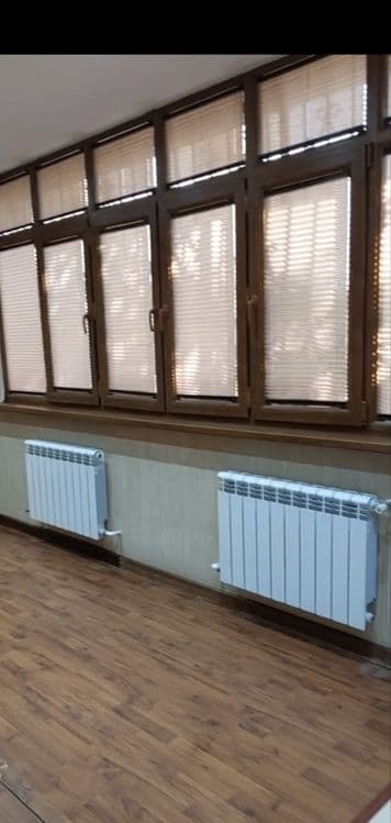 Продается 4-х комнатная, банковская квартира, на метро « Беруний». — 1