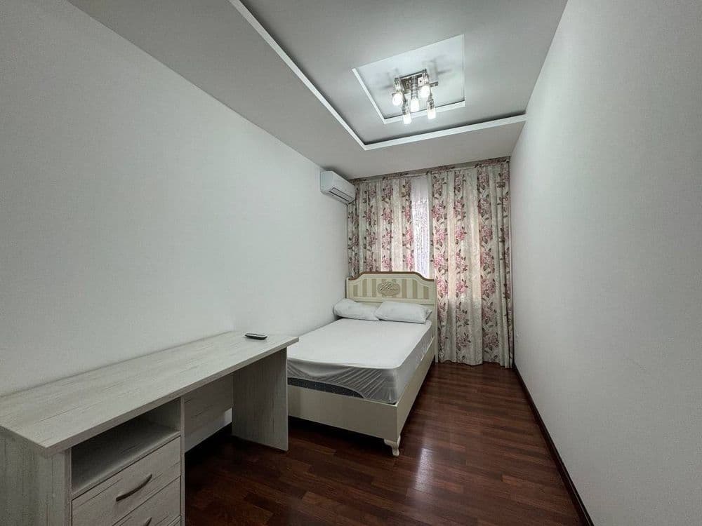 Продается 4в3-х комнатная квартира ремонт ул.Садыка Азимова — 4