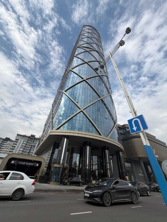 СРОЧНО! Piramit Tower 3 комнатная 69м2 коробка, кадастр есть — 1