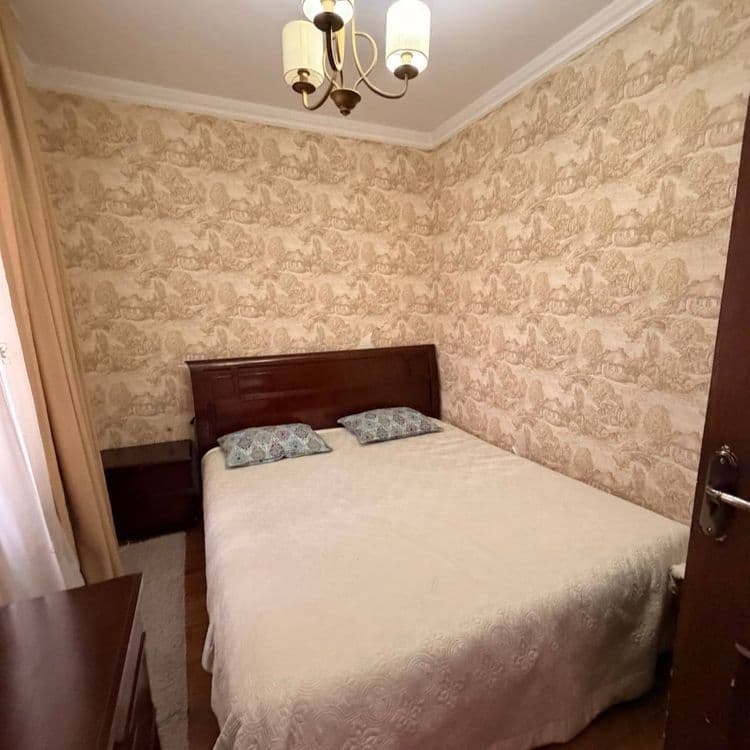 Продается 4х комнатная квартира,Алайский,17 школа,92м2 — 5