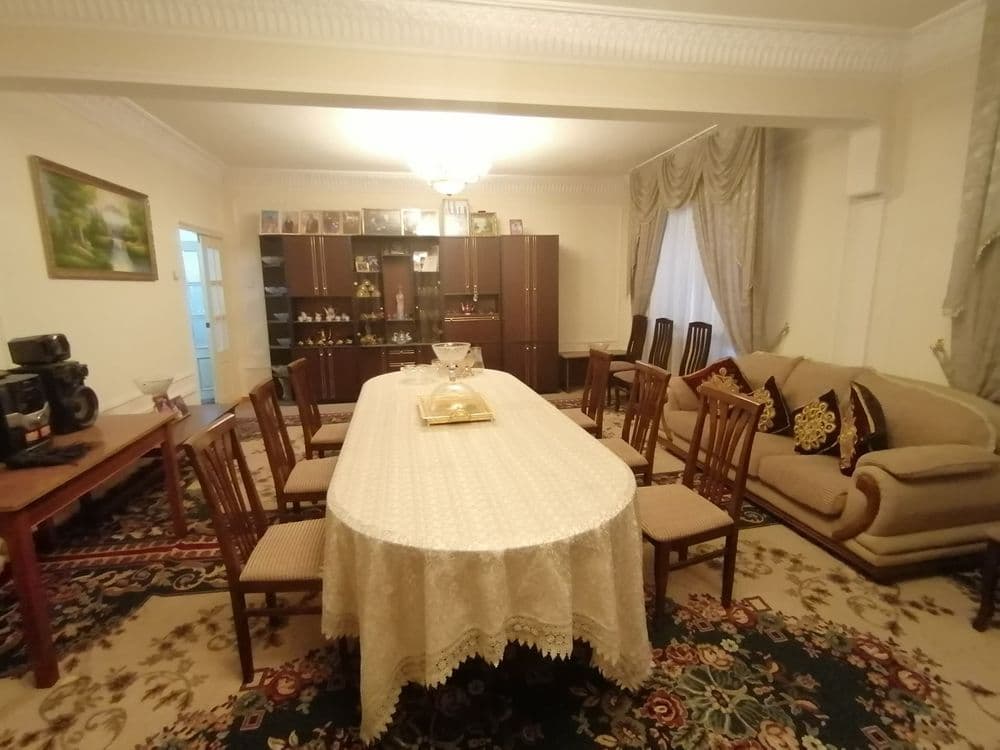 160000у.е Банквиски Беруний 4 хона 200м2 — 4