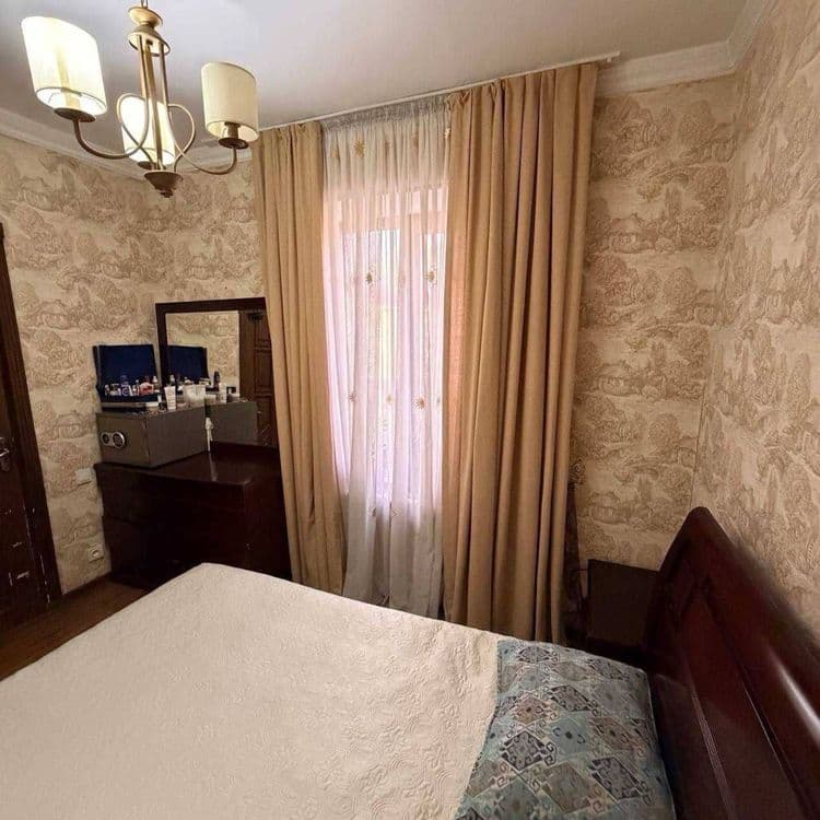 Продается 4х комнатная квартира,Юнусабад,Ц-2,93м2 — 3