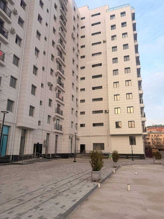 ЖК "Нукус Авеню" 122 кв. по 1300у.е., кадастр имеется, ор-н Глинка(НБ) — 2