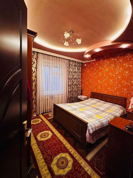 Продается 4/8/9 квартира Госпитальный рынок (RV) — 1
