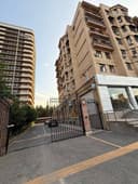Продам квартиру 4 комнат в новостройке банковский дом