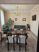 *Сталинский дом 4ком квартира, Метро Ойбек,Госпитальный,Центр.Пол ключ