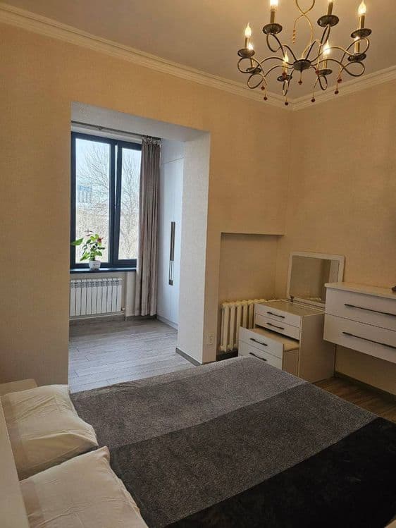 Мирабад Ул.Тараса Шевченко высокопотолочка 4-комн. 78м²+58м² балкон — 2