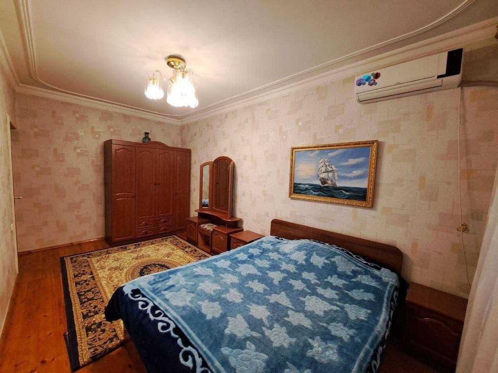 Ойбекда 4 хонали, 3-каватда квартира сотилади, 150 м2 — 3