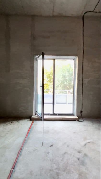 Квартира 80 м² с потенциалом до 110–120 м² | потолки 4,6 м | терраса — 3