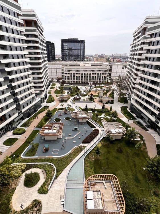 Квартира 80 м² с потенциалом до 110–120 м² | потолки 4,6 м | терраса — 8