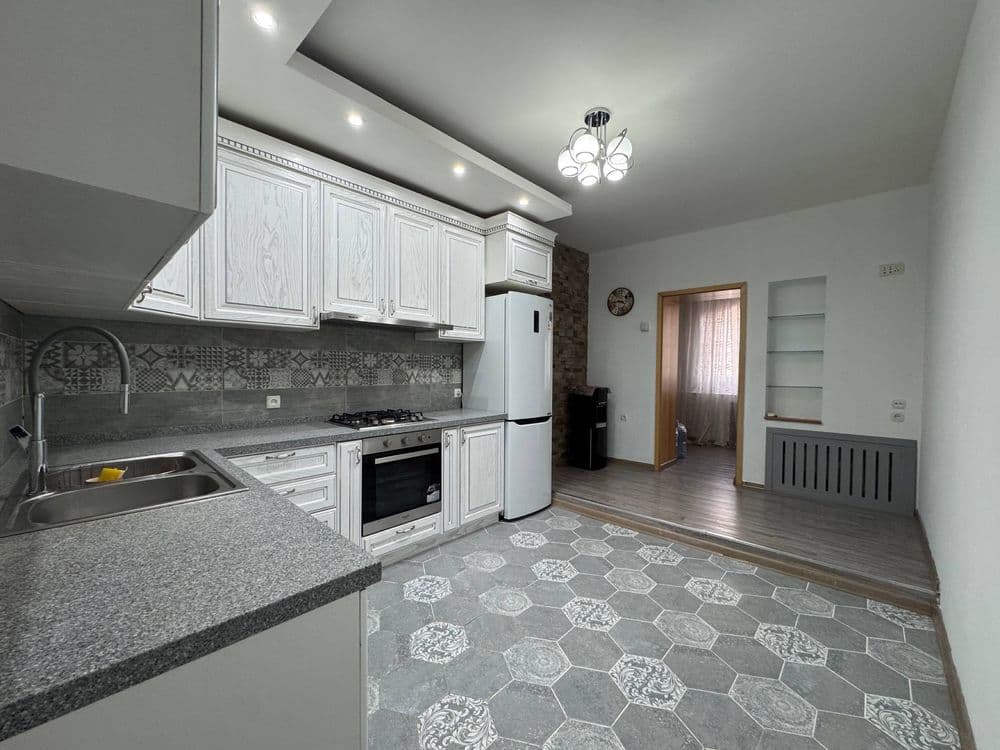 182кв. С обстановкой  Ор-р NRG OYBEK, шох мед, улучшенка — 1