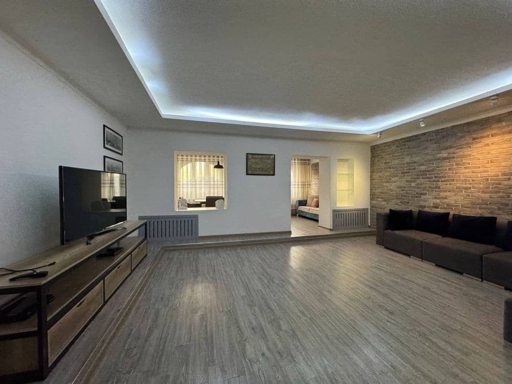 Продается 4х комнатная квартира,метро Ойбек,ул Нукусская,182м2 — 3