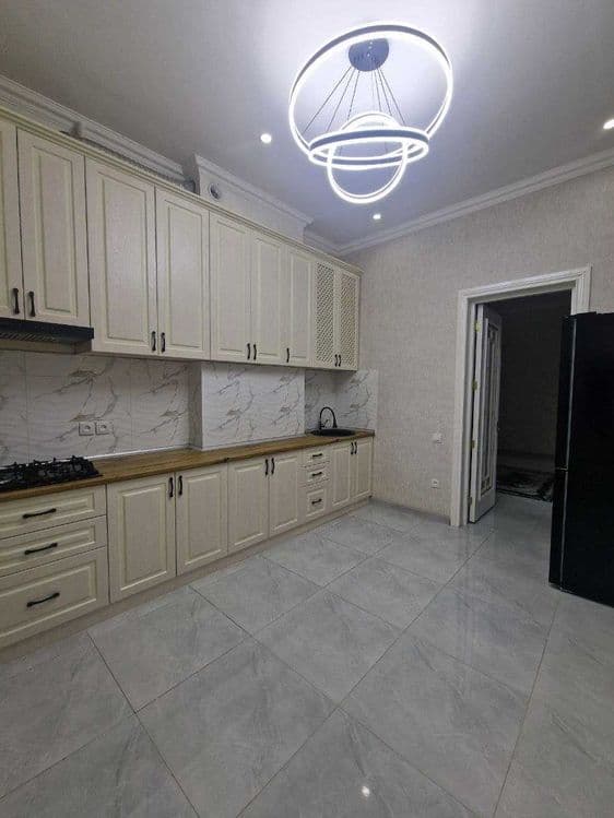 ПРОДАЕТСЯ 4/1/9 на: Махтумкули Ор.р: Макро Кирпич 130м2 — 3
