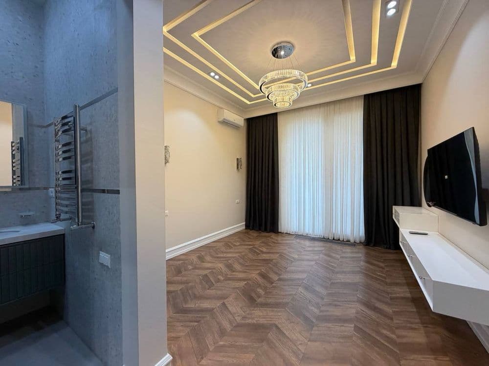 Продается 3х комнатная квартира,ЖК Пойтахт Гавхари,Алайский,103м2 — 1