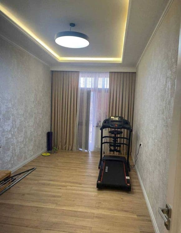Продаётся 4х комнатная квартира, Яккасарайский р-н, ор 8й роддом — 2