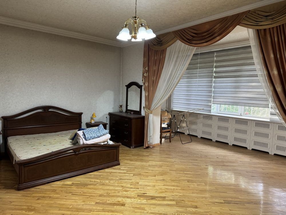 Продается квартира в центре Спец план — 3
