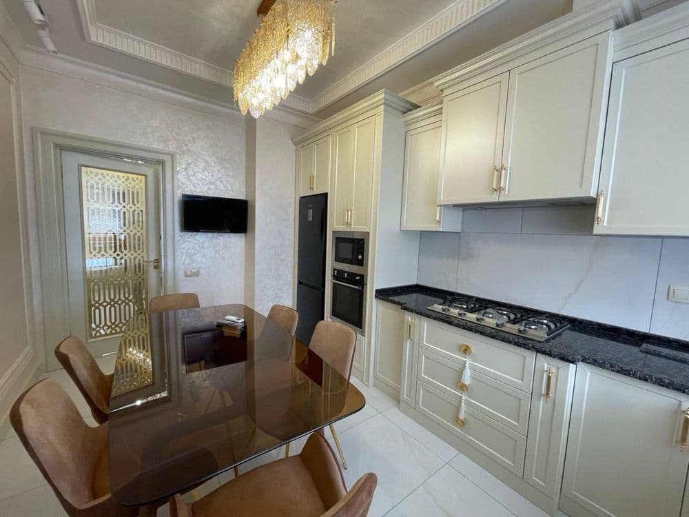 Продается 5ти комнатная квартира,ДК Парижен,Ул Мукимий,175м2 — 3