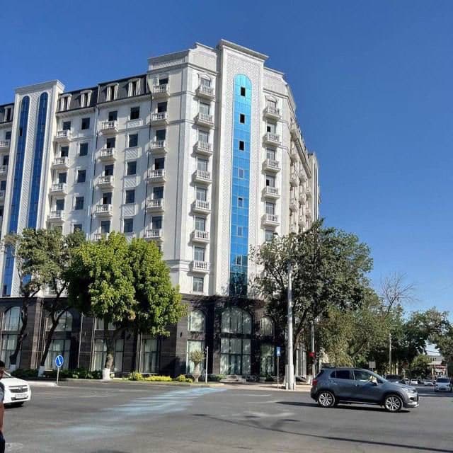 Продоется квартира Яккасарай 9-10 этаж дублекс общий 212 кв с меб тех — 1