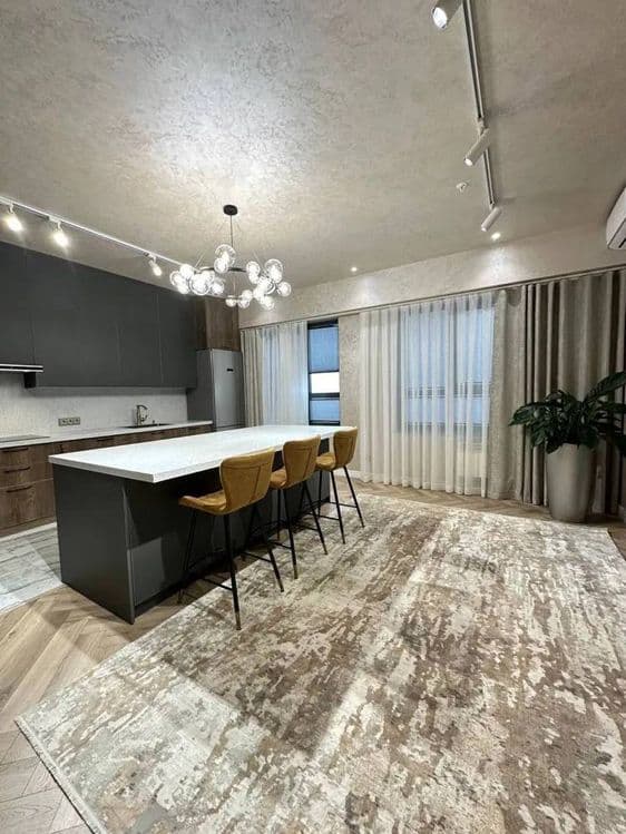 ЖК Акай Сити, продается 6ти комнатная квартира,2 этажа и терраса — 4