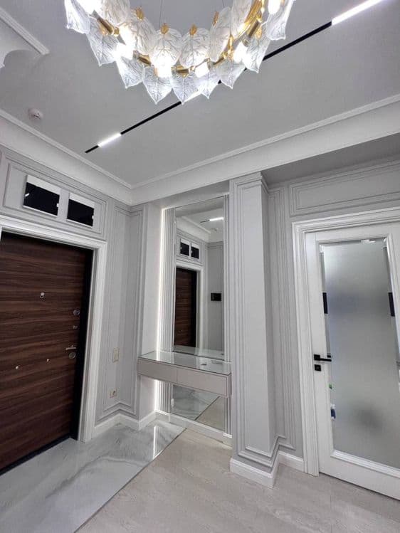 N7835 Shayxontohur tumani Tashkent city J/K Gardens 4/6/8 — 2
