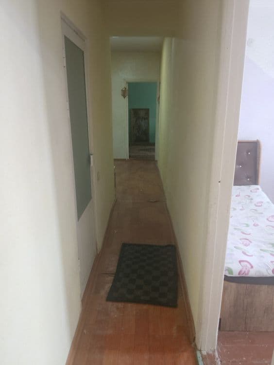 Продаётся квартира 3х — 4