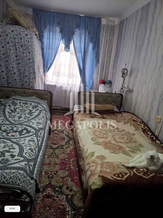 Buxoro shaharda 2 xonali kvartira arzon narxda sotiladi.№306 — 2