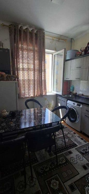 3 хоналик квартира 3 кават кирпичный дом, 7 микр, тест маркази — 4